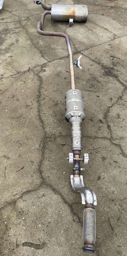 Купить Opel grandland ii 2024- 1.2 thp система выпускной гаситель