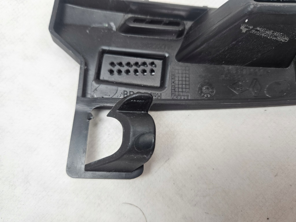 Renault clio v 5 2019 - напрямна кронштейн бампера перед правий 620362227r Ціна