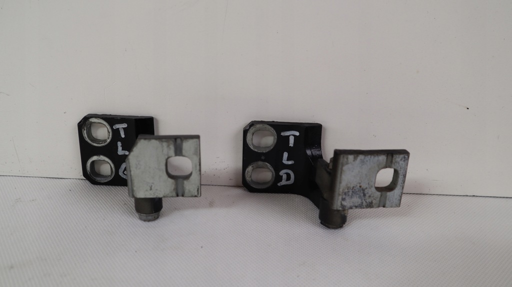 фото №1, Jeep renegade петли дверь левых задняя 601