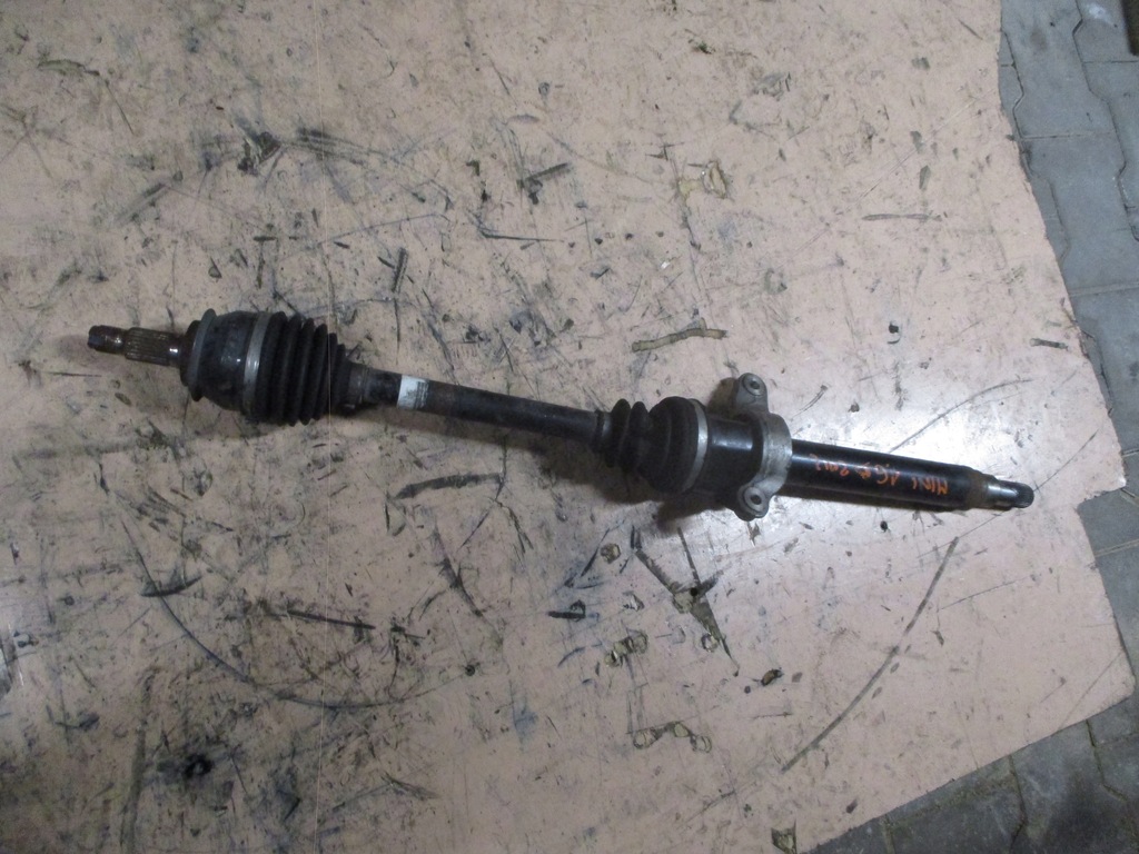 фото №1, Приводной вал правая mini cooper r56 1,6 vti 7589768 механическая коробка передач