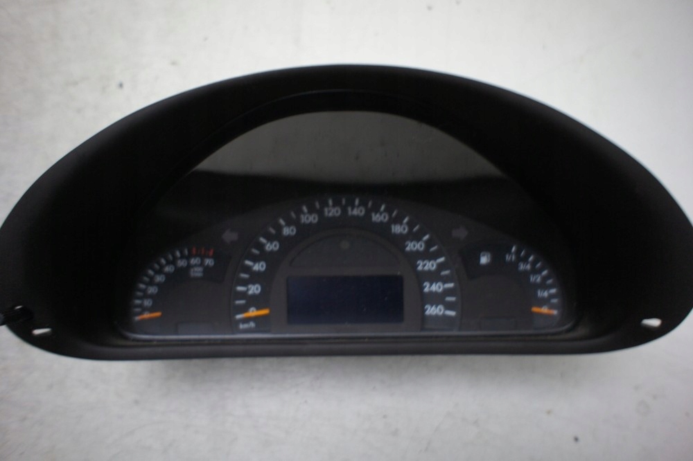 фото №1, Mercedes w203 лічильник 2035403311