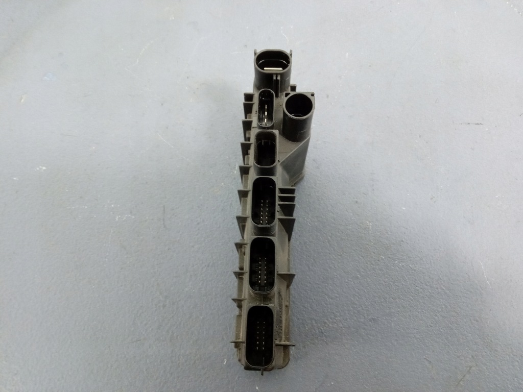 Bmw x3 g01 g02 g20 g30 модуль питания 8741401 в Украине