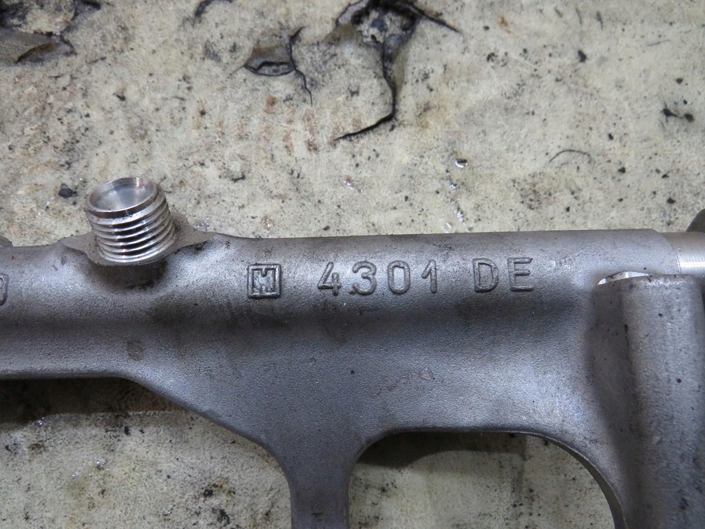 фото №8, Молдинг упорскування mini f55 f56 1.5 b 14018510