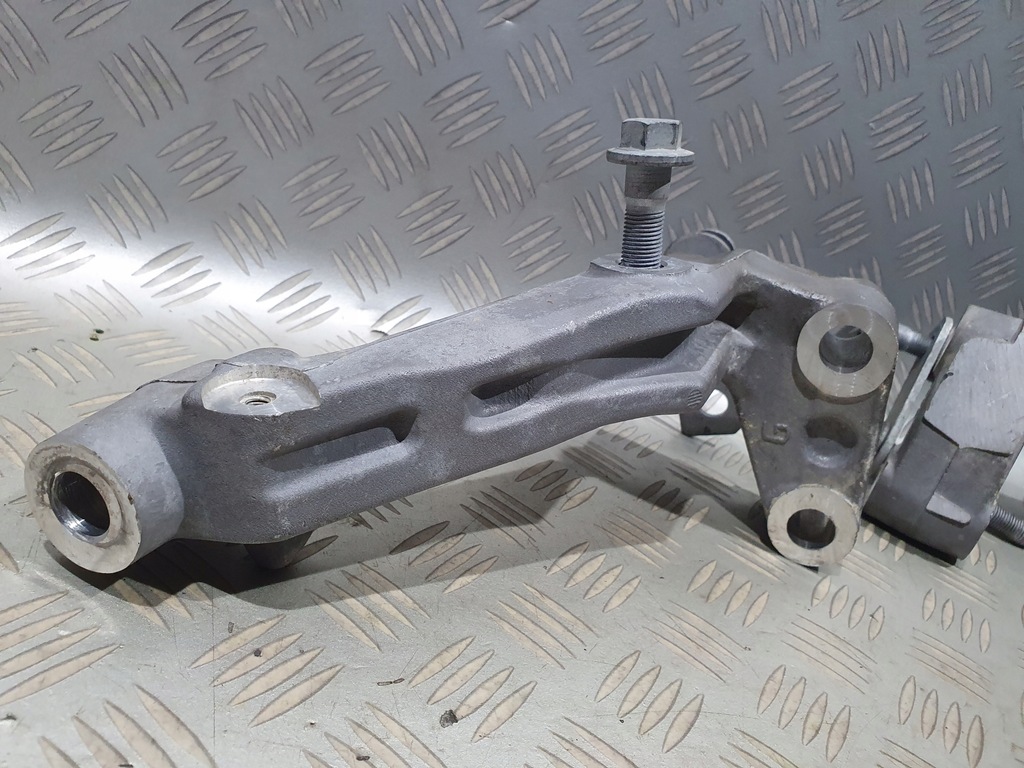 фото №6, Кронштейн кронштейн подрамник левая правая grandland 1.6 cdti