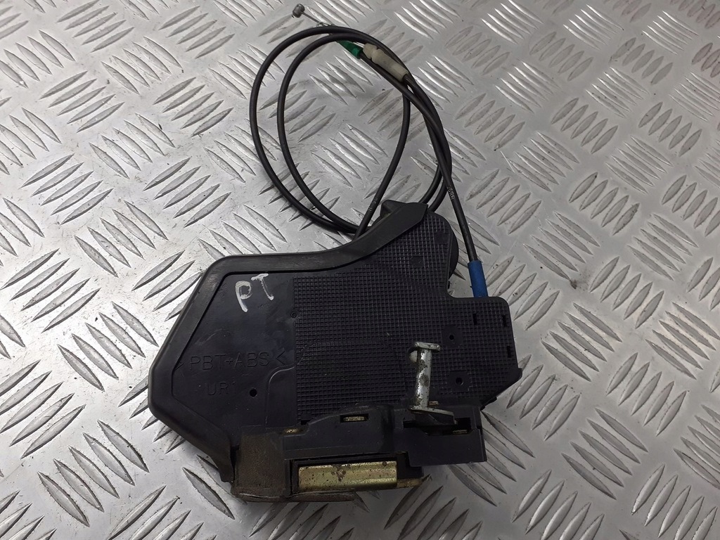 фото №1, Замок двері правий задня toyota corolla e12 2pin