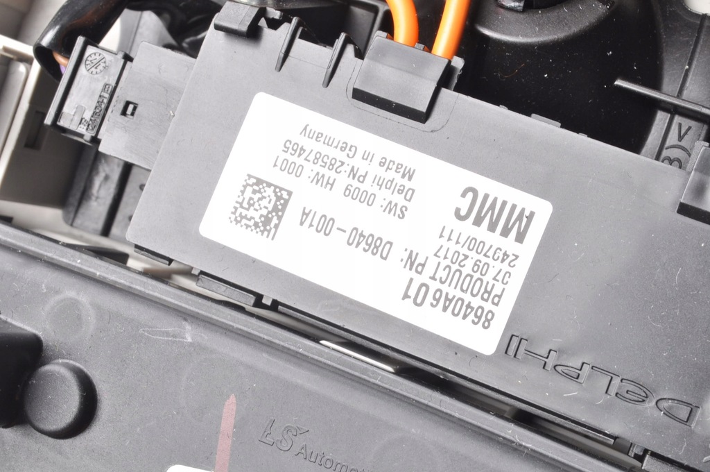 фото №8, Mitsubishi eclipse cross освещение лампа кабины салона 8401a230