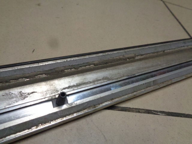 фото №14, Молдинг правий перед з хром vw phaeton 02-10 lr6v зелений