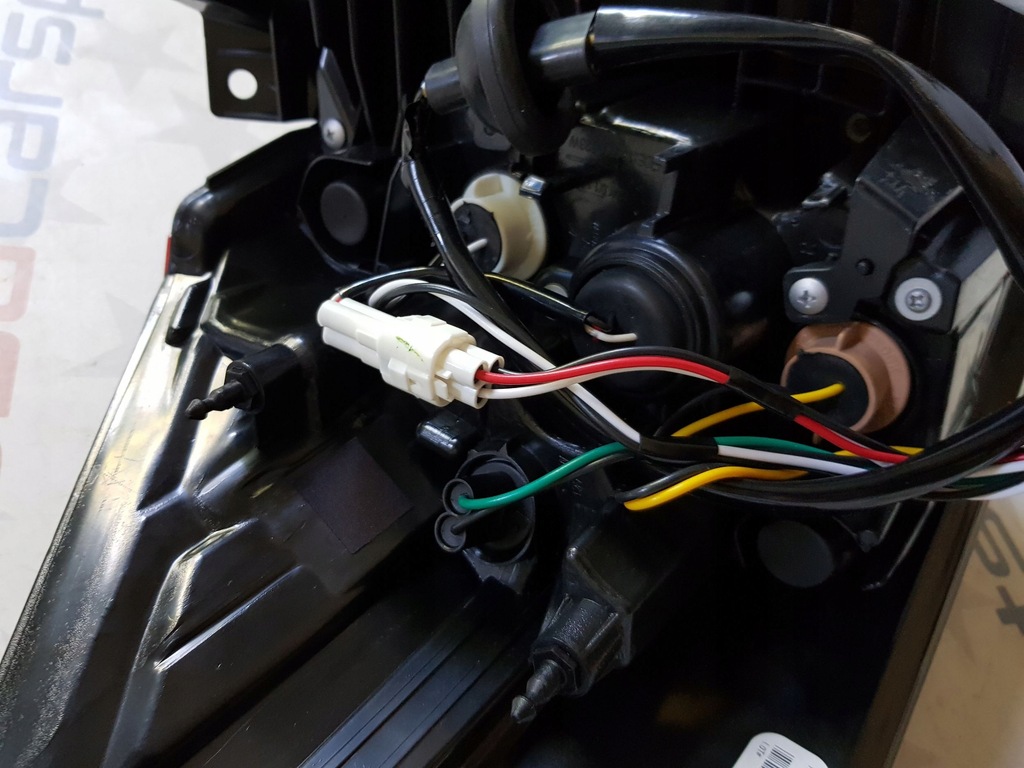 фото №10, Nissan rogue 2015 права сторона лампи задні