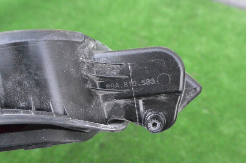 фото №12, Заливна горловина кришка заливної пального роз'єм заряджання audi e-tron q4