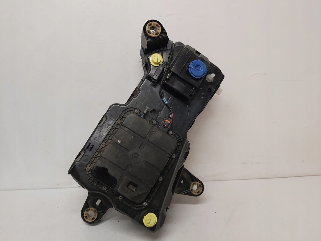 фото №1, Бак adblue peugeot rifter combo 9817601880