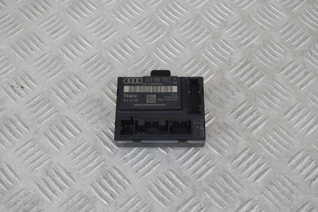 фото №1, Модуль блок управления дверь левый перед audi a6 c6