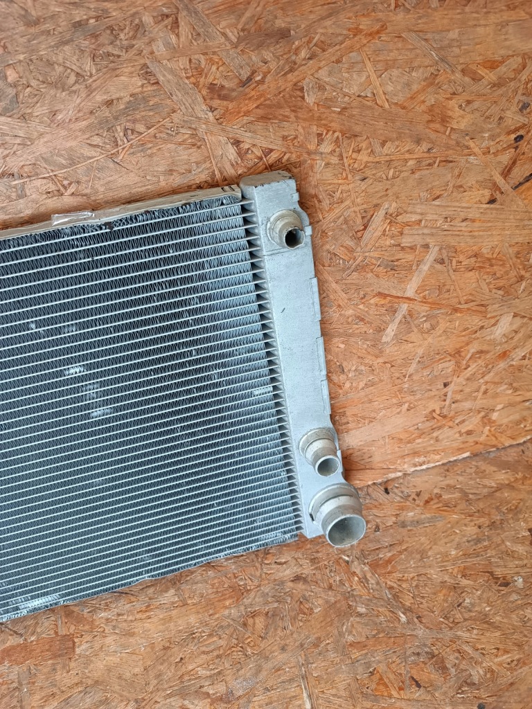 Радіатор води bmw 7 f01 f02 f03 f04 730d 7805627-03 Оригінал