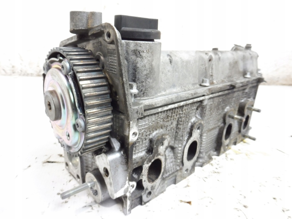 фото №1, Головка цилиндров 55195018 fiat grande punto 1.4 8v