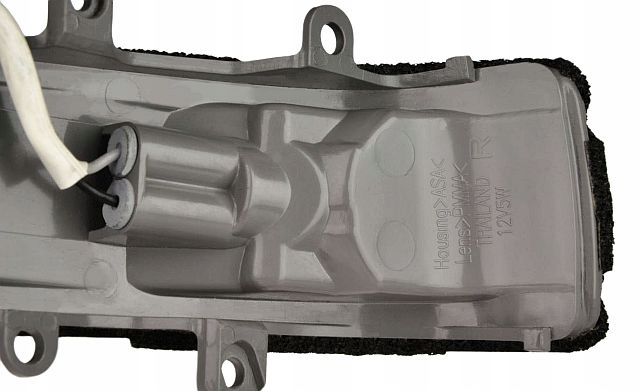 фото №3, Toyota hilux vii 2013-15 поворотник зеркало r