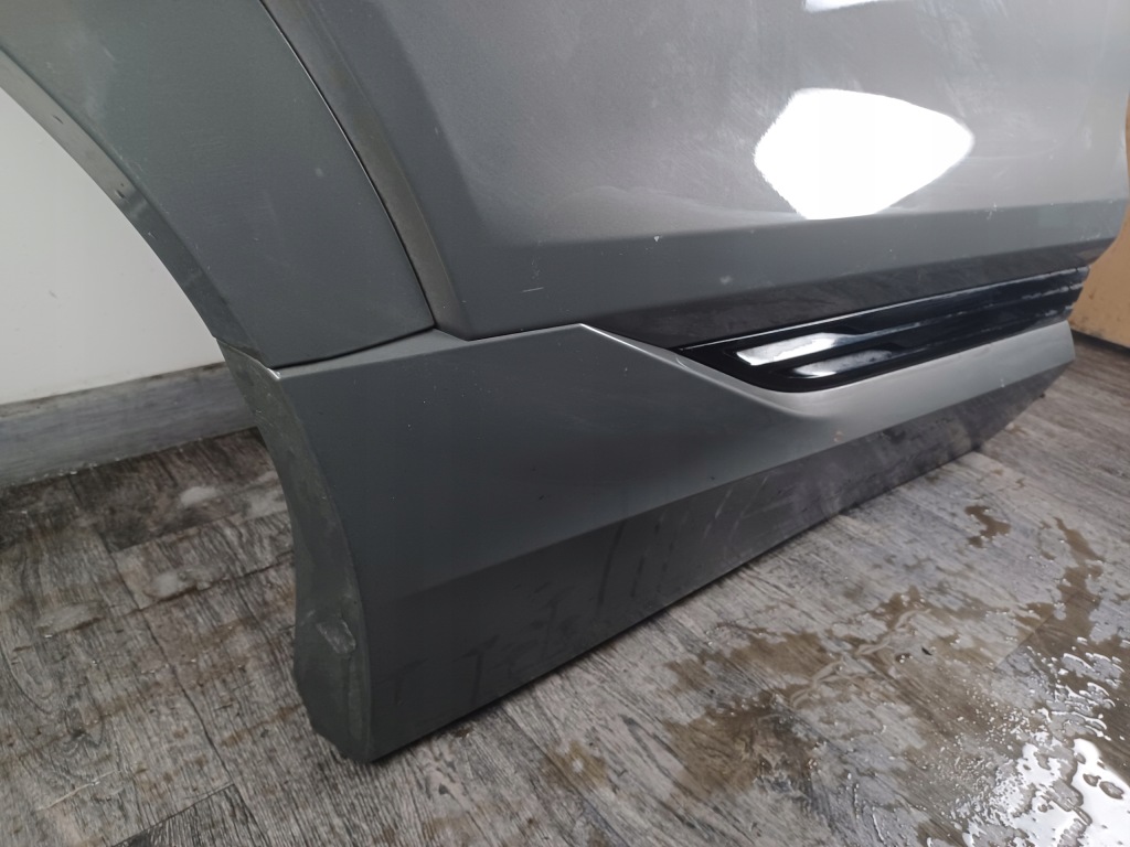 Двері -- audi etron e-tron 4ke задні праве -- задній праві Доставка