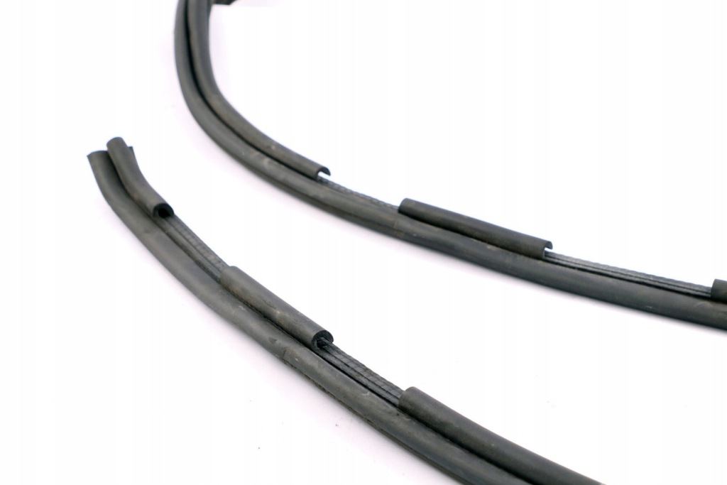 фото №10, Mini cabrio r52 прокладка крышки багажника 7156337