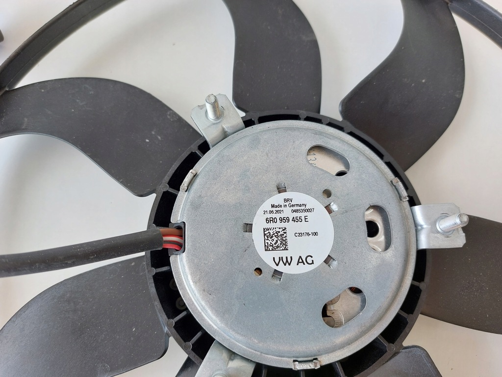 фото №4, Vw polo 6r0 вентилятор 6r0959455 e оригинал