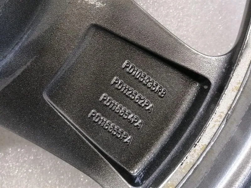 фото №12, Bentley arnage t mulliner 2-częściowy набор диск алюминиевых pd105935pb