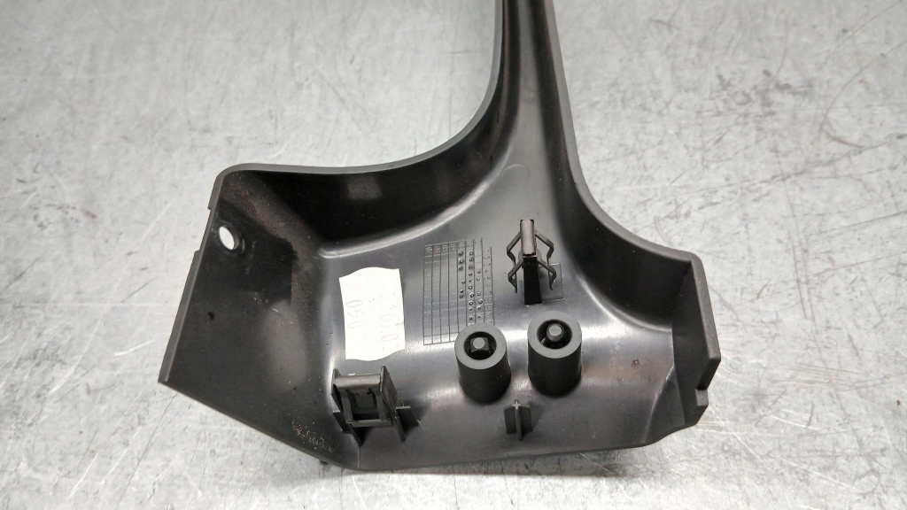 Купити Рамка спідометра mercedes vaneo w414 01-05r 1.7cdi 4146800217