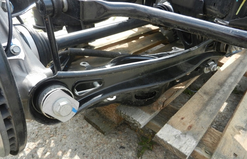 фото №1, 2016 camaro рычаг задняя задний регулировка втулка 2017