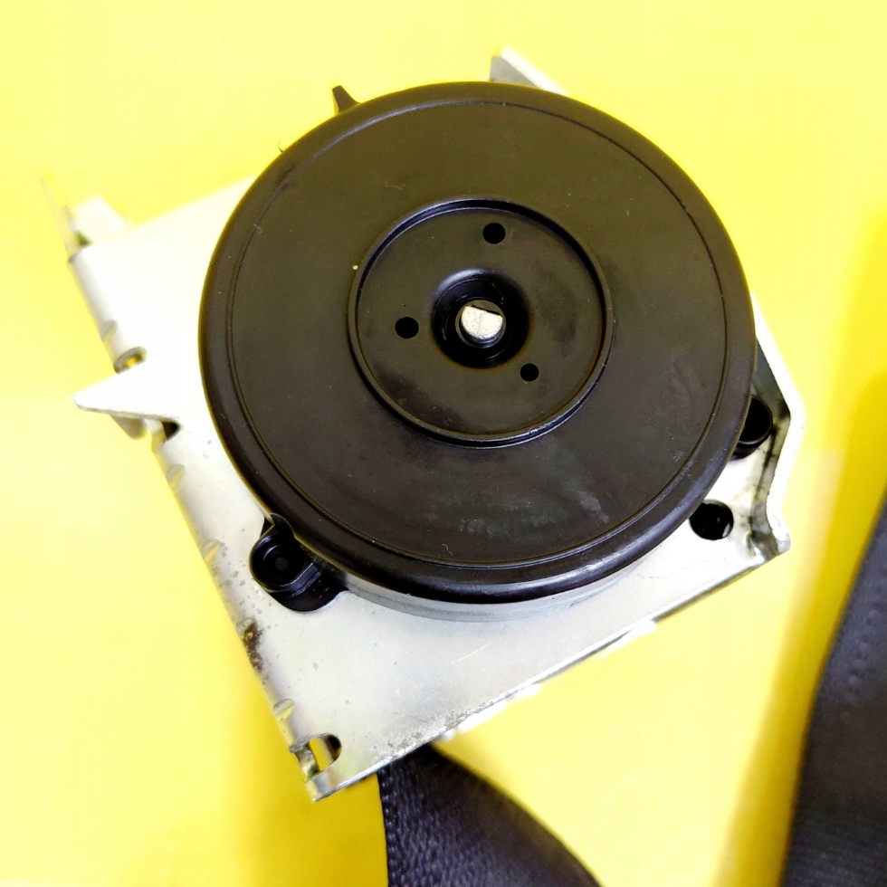 фото №8, Pas безопасности правый перед opel combo c 04167051 nr1781