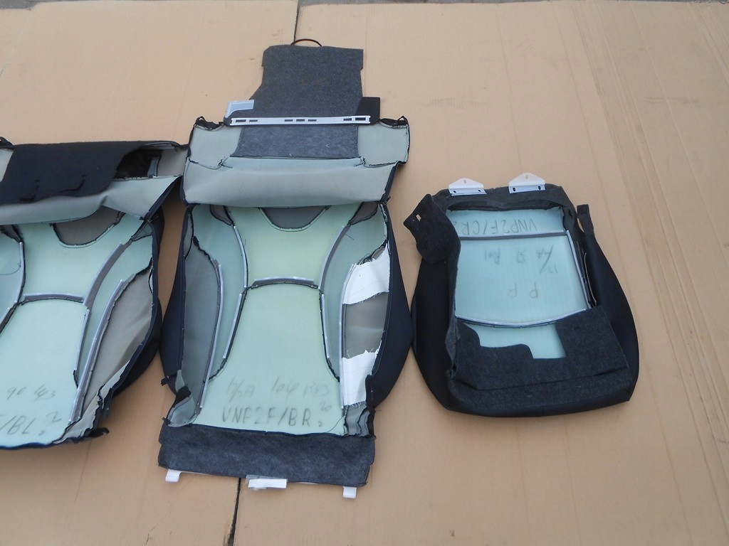 фото №9, Toyota prius iv обшивка сидіння спинка сидіння правого