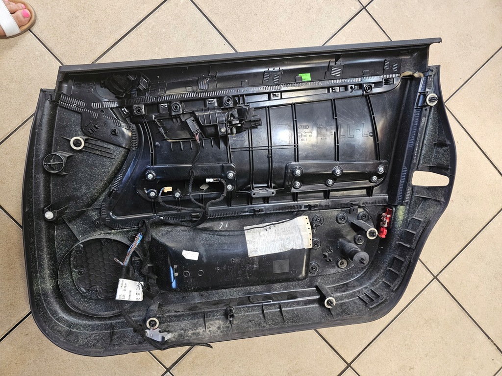 фото №5, Обшивка двері лівий перед audi a4 b6