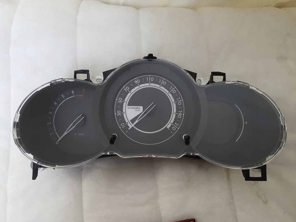 фото №1, Счетчик приборная панель citroen c3 ii 98041179xt