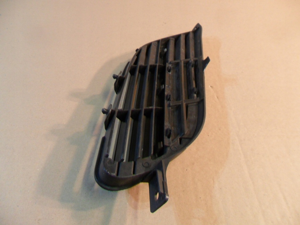 фото №13, Решітка радіатора решітка радіатора решітка радіатора ліва nissan almera tino