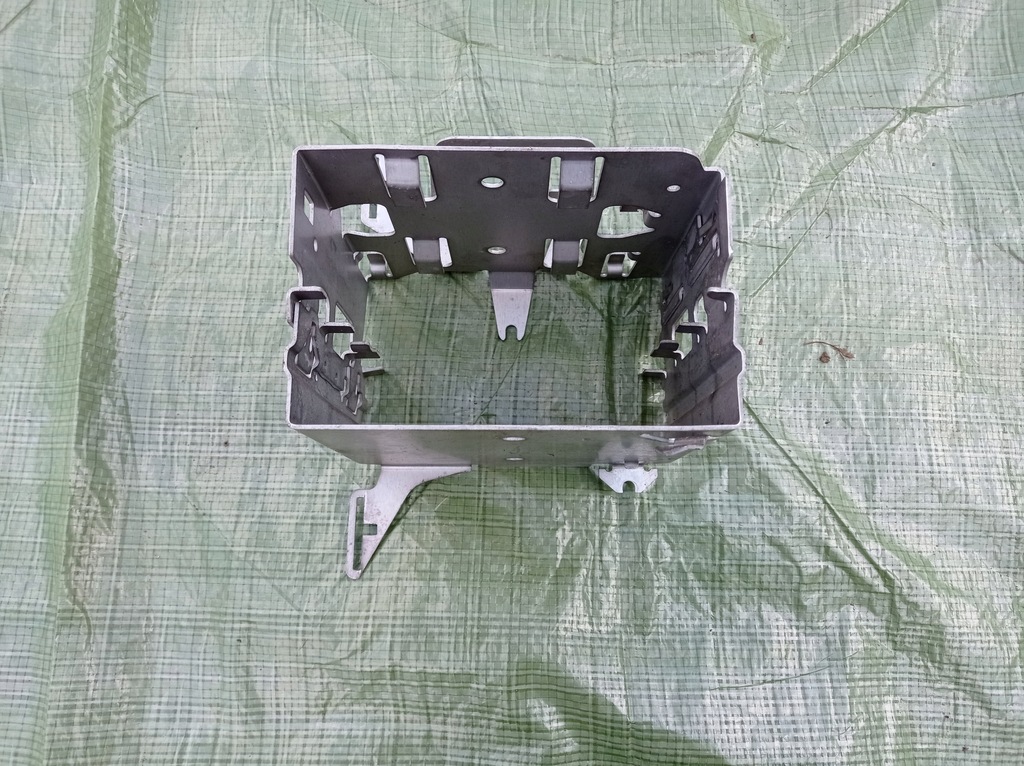 фото №8, New mercedes-benz c-class w204 purge клапан кронштейн a0004764536 original