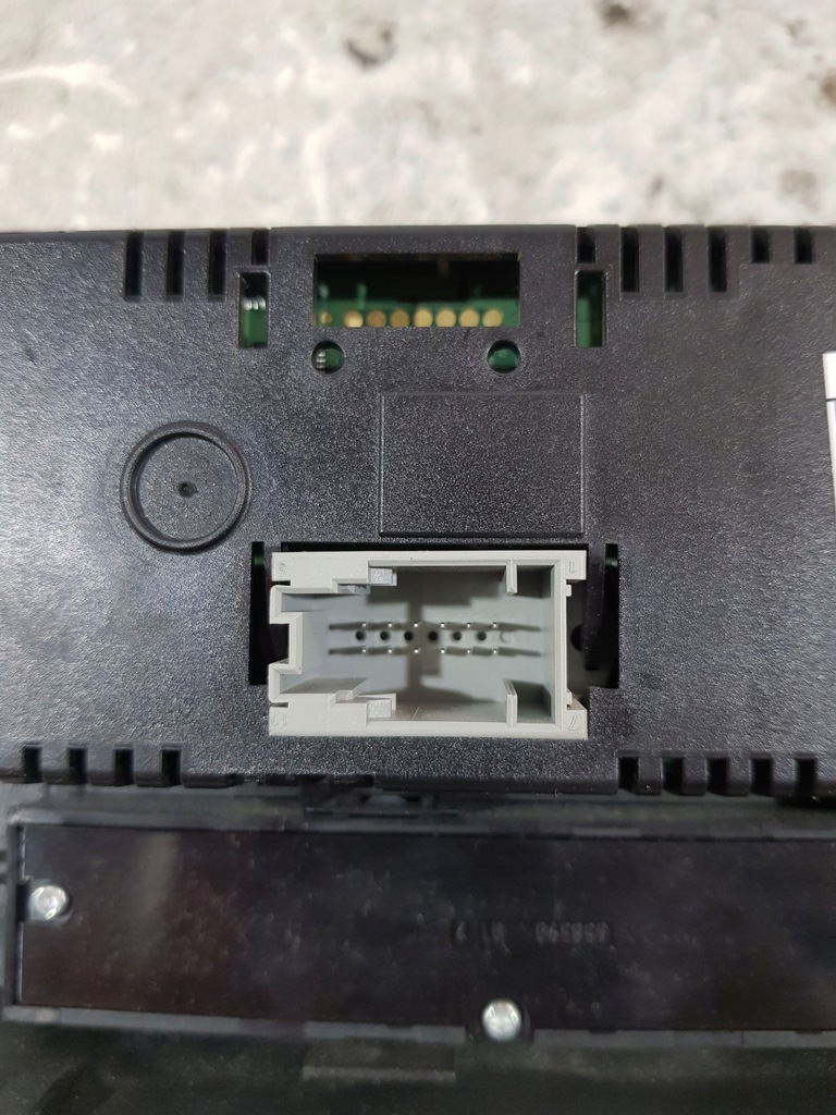 фото №7, Панель обдув кондиционера 9250393 bmw e90 e91 lci eur