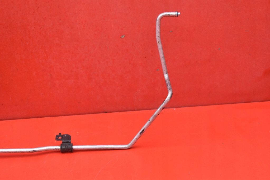 фото №3, Шланг трубка кондиционера kia sorento 1 i 2.5 crdi 170 km 06-11