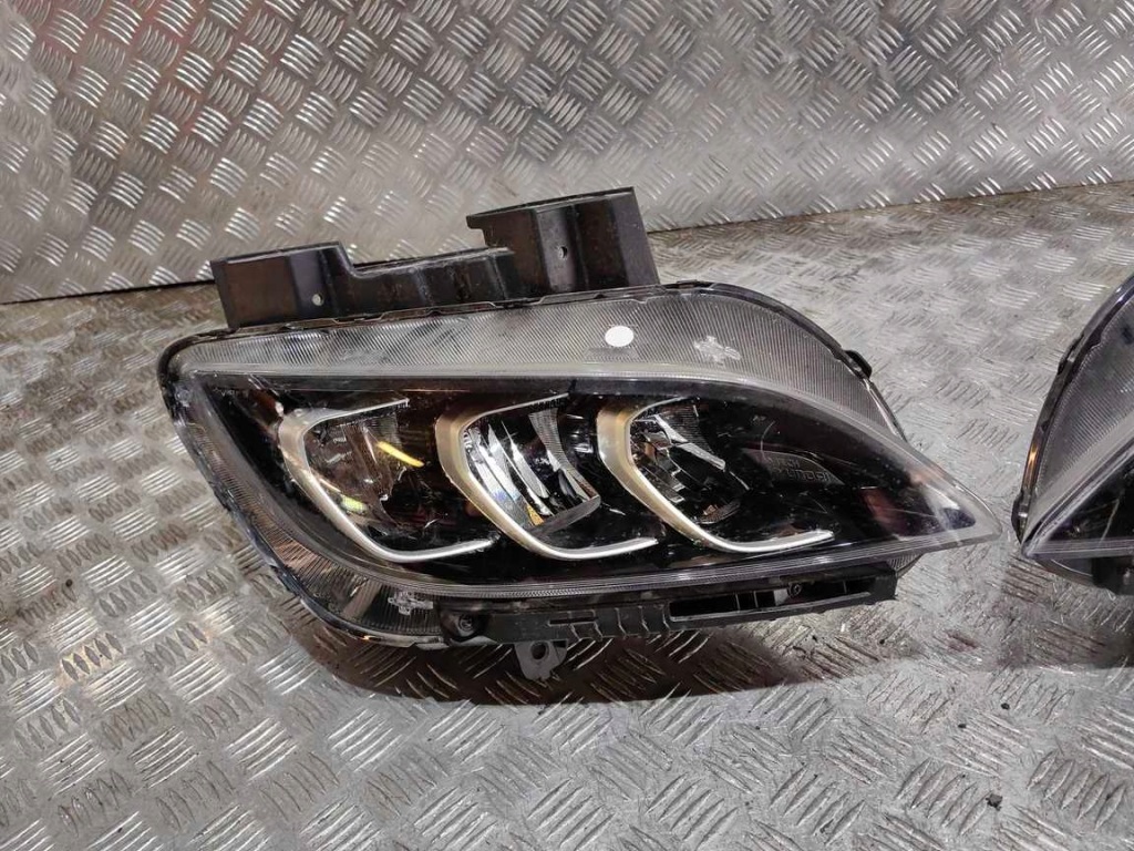 фото №3, Hyundai kona lift 2020- лампа перед права full led