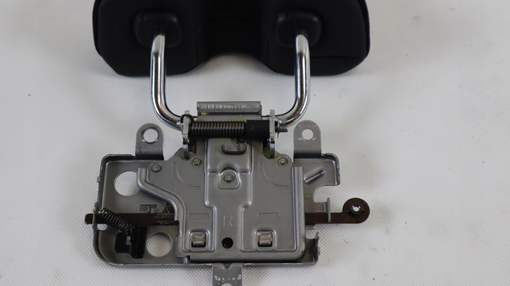 Honda cr-v iv 12- підголівник правий задній Недорого