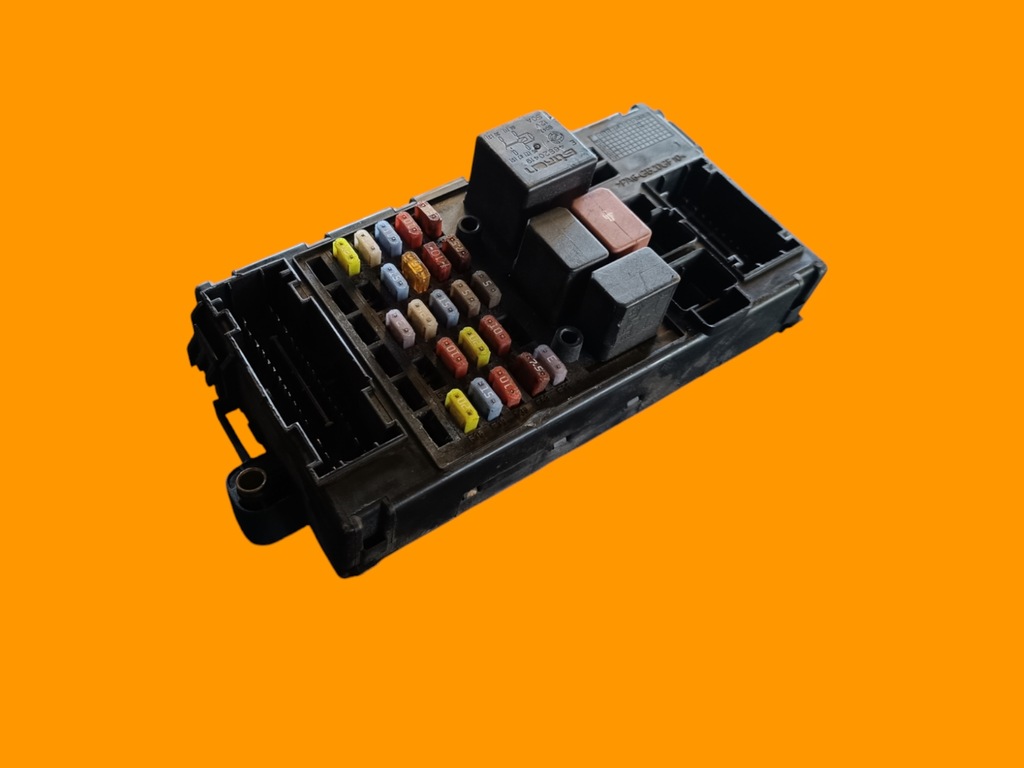 фото №6, Коробка запобіжників модуля bsi iveco daily 06-13 69500009