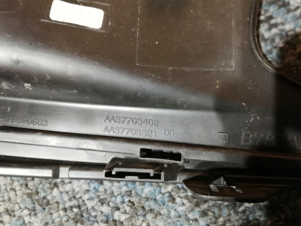 Рамка решітка бампер citroen c4 picasso 2 рестайлінг Доставка