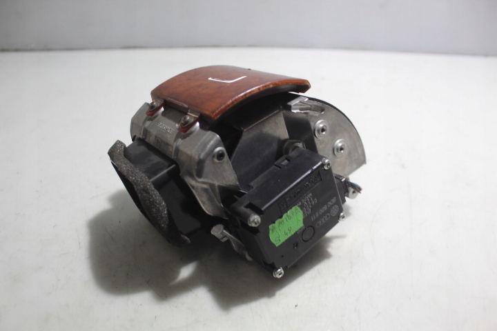 фото №3, Решётка обдув левая volkswagen phaeton