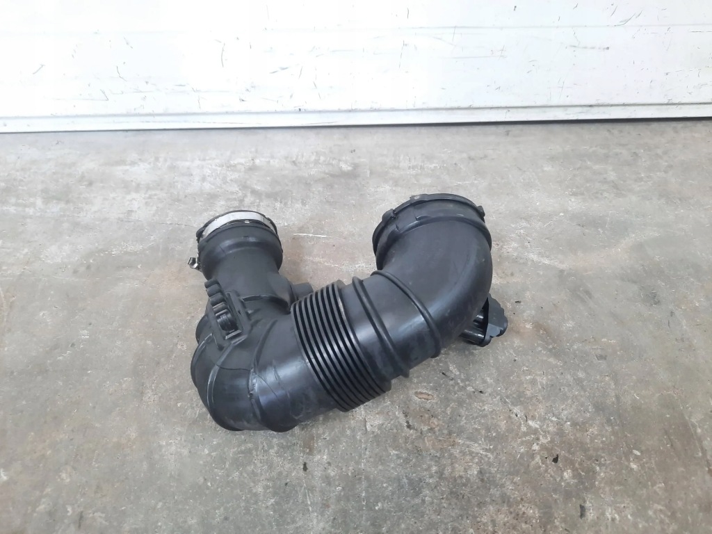 фото №3, Mercedes w204 glk e w212 труба wąż повітря 2.2 cdi a6510900337