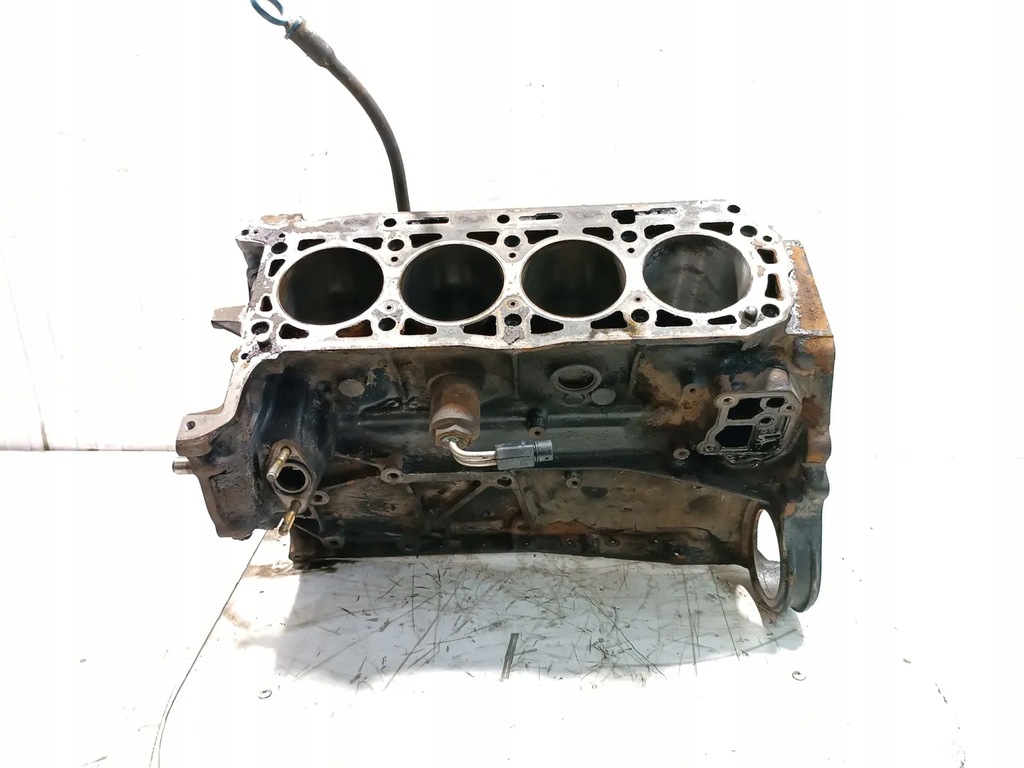 фото №12, Mercedes-benz 123 блок двигателя 200 бензин 80kw 109 hp m102.920 1984 голый