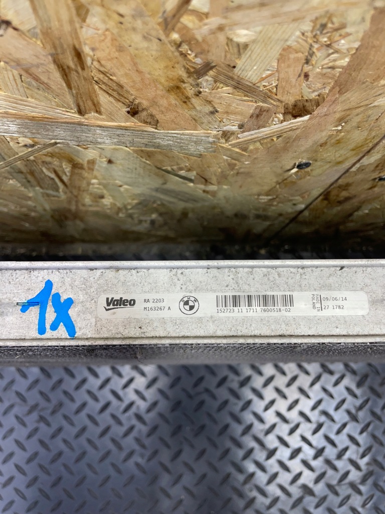 Радиатор воды bmw f20 f30 f31 f32 f36 335 n57 7600518 Недорого