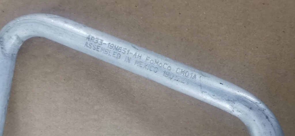 фото №5, Ford mustang mk5 v lift 3.7 10- шланг кондиционера ar33-19n851-ah