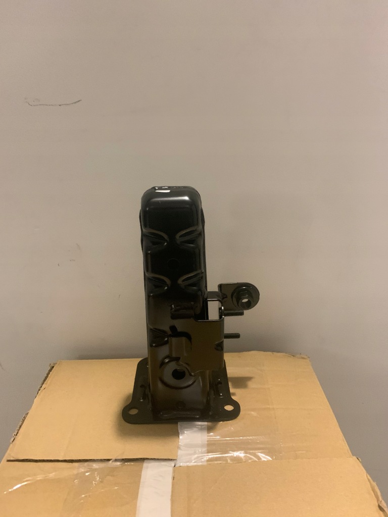 Купити Зона деформації mercedes v-klasa 447