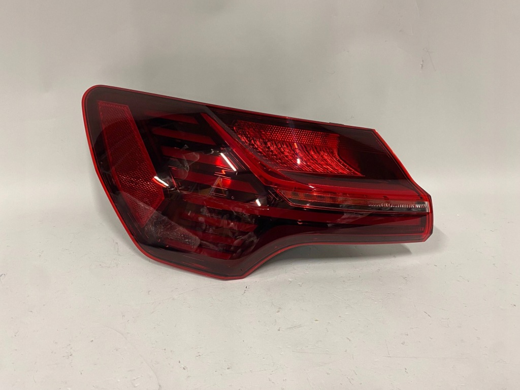 Купить Audi e-tron 4ke фара задняя левая led matrix европа хорошее состояние!