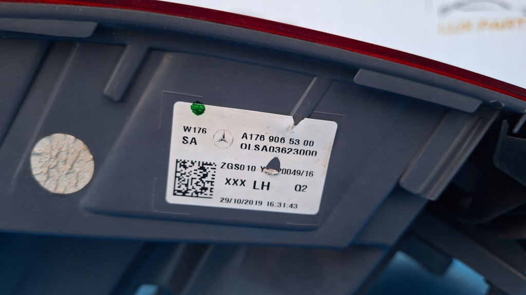 фото №8, Mercedes a w176 lift led лампа левая задняя w крыло ładna