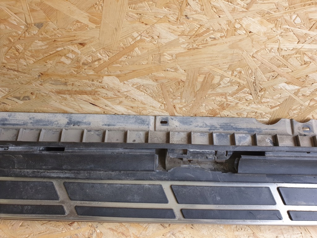 Porsche macan порог левое  подножка Недорого