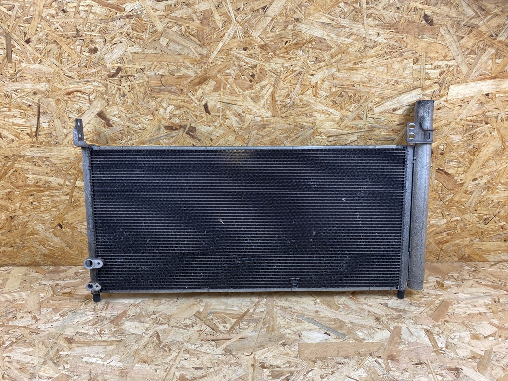 фото №8, Радиатор кондиционера toyota prius iii 1.8h 2009-