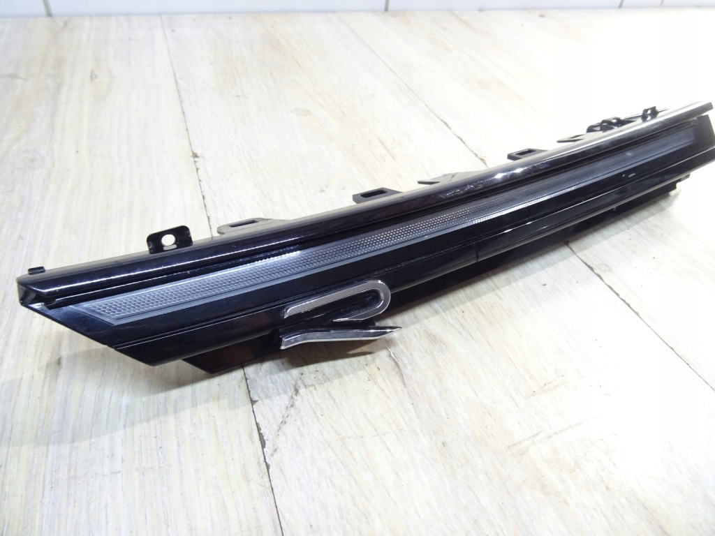 фото №4, Права молдинг хром led решітка решітка vw golf viii 8 r-design 5h0 5h0941653c