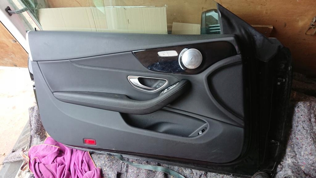 фото №6, Mercedes w205 coupe сиденья обивка