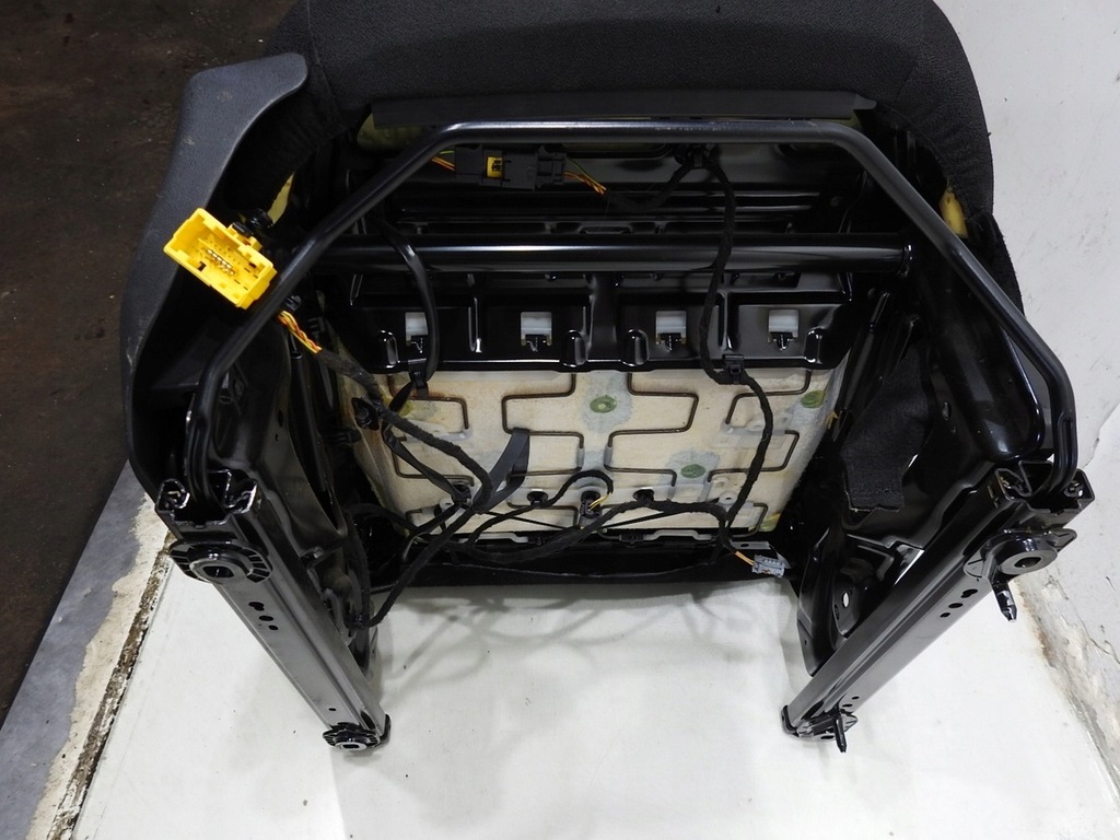 фото №8, Сиденье правый перед citroen c3 picasso