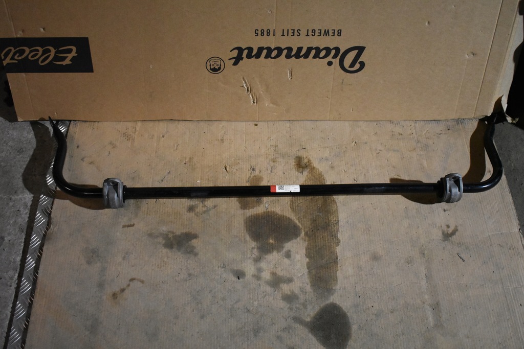 фото №1, Idealny стабилизатор задний porsche taycan 1